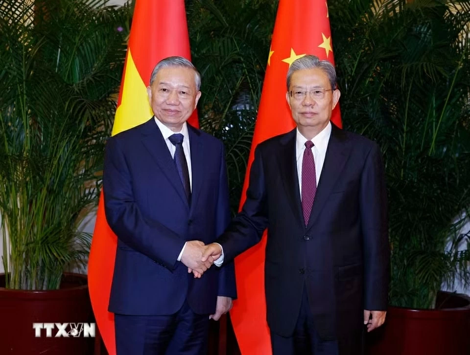 Tổng Bí thư, Chủ tịch nước Tô Lâm hội kiến Ủy viên trưởng Nhân đại toàn quốc Trung Quốc Triệu Lạc Tế