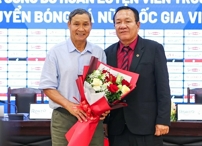 HLV Hoàng Văn Phúc tiếp quản 'ghế nóng' tuyển nữ Việt Nam mở ra chương mới với không ít thách thức