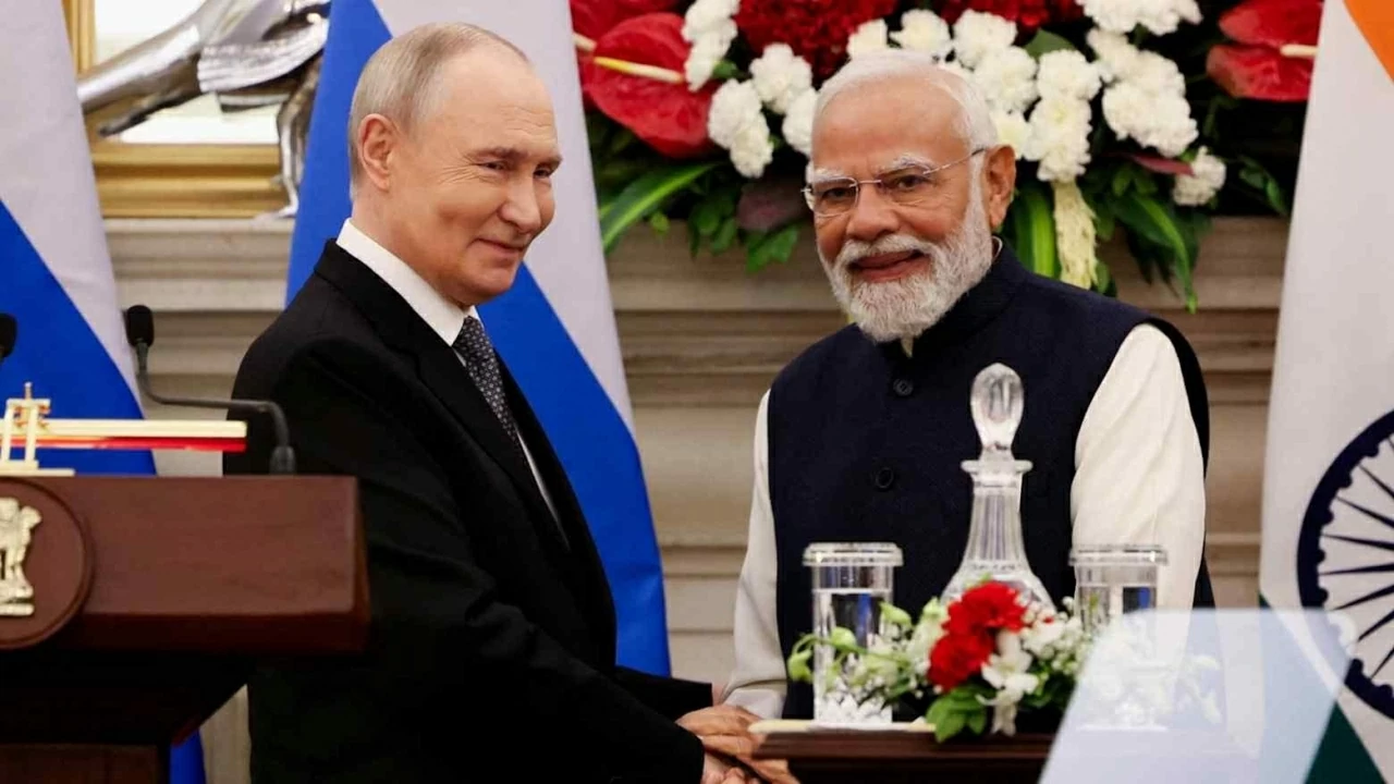 Tổng thống Nga Vladimir Putin và Thủ tướng Ấn Độ Narendra Modi