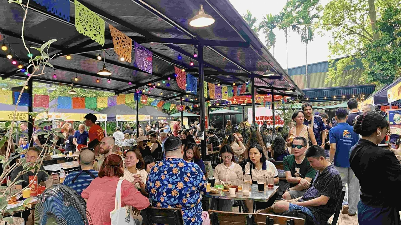 Không gian sôi động và náo nhiệt tại lễ hội ẩm thực Vietnam Taco Fest 2026. (Ảnh: Lan Dương) Không gian sôi động và náo nhiệt tại lễ hội ẩm thực Vietnam Taco Fest 2026. (Ảnh: Lan Dương)