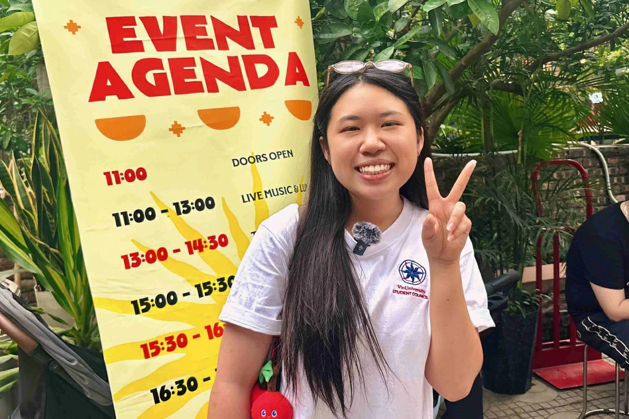Chị Minh Tú bày tỏ niềm vui khi tham gia lễ hội. (Ảnh: Nhi Vũ) Chị Minh Tú bày tỏ niềm vui khi tham gia lễ hội. (Ảnh: Nhi Vũ)
