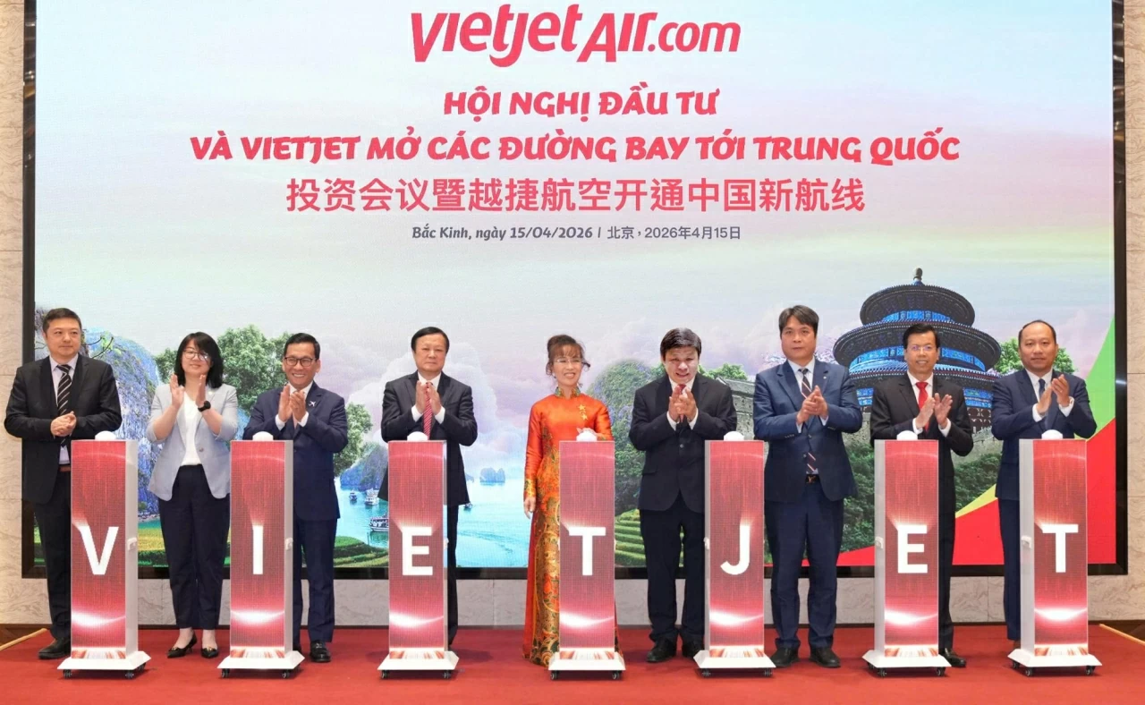 Vietjet cùng AVIC Cabin Systems hợp tác toàn diện trong lĩnh vực nội thất, công nghiệp phụ trợ tàu bay