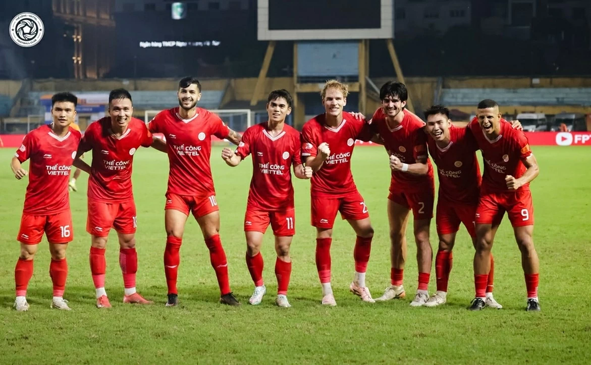 Thể Công Viettel hồi sinh hy vọng vô địch V-League sau trận thắng HAGL