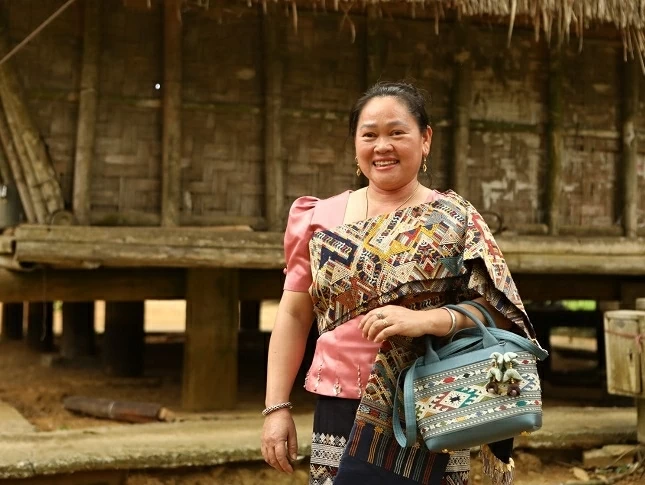 Nghệ nhân vùng cao với tâm huyết truyền nối văn hóa dân tộc Nghệ nhân vùng cao với tâm huyết truyền nối văn hóa dân tộc
