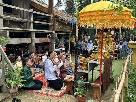 Khám phá những nghi lễ độc bản của các dân tộc Việt Nam