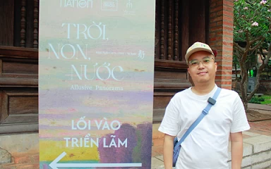 Triển lãm tranh Hàm Nghi thu hút khách quốc tế
