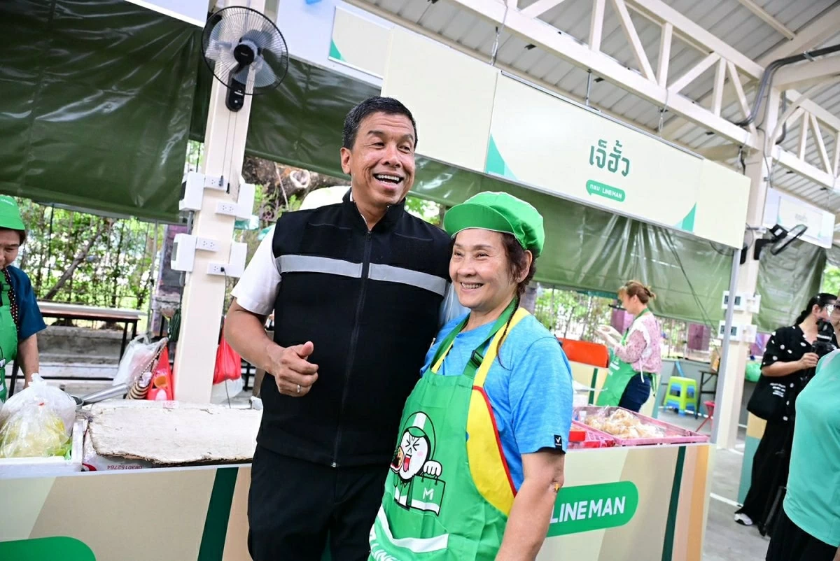 Công viên Lumpini - lá phổi xanh trăm năm của Bangkok, Thái Lan Công viên Lumpini - lá phổi xanh trăm năm của Bangkok, Thái Lan
