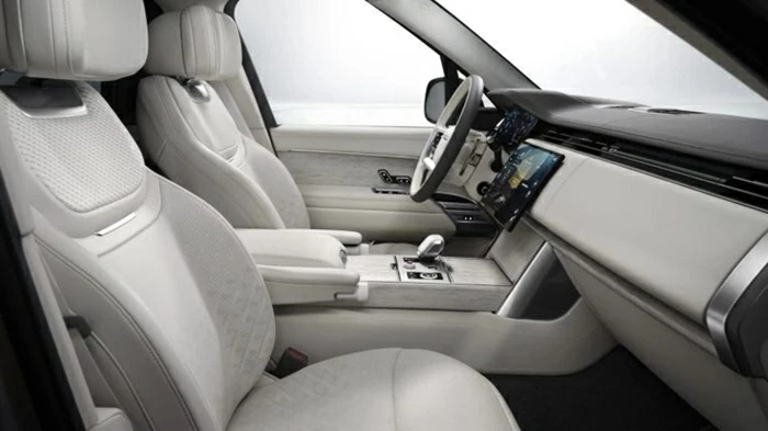 Range Rover SV Ultra được phát triển với trọng tâm đặt vào không gian nội thất.