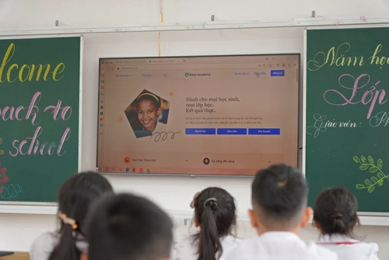 Học sinh Việt Nam đang từng bước tiếp cận AI hiệu quả hơn