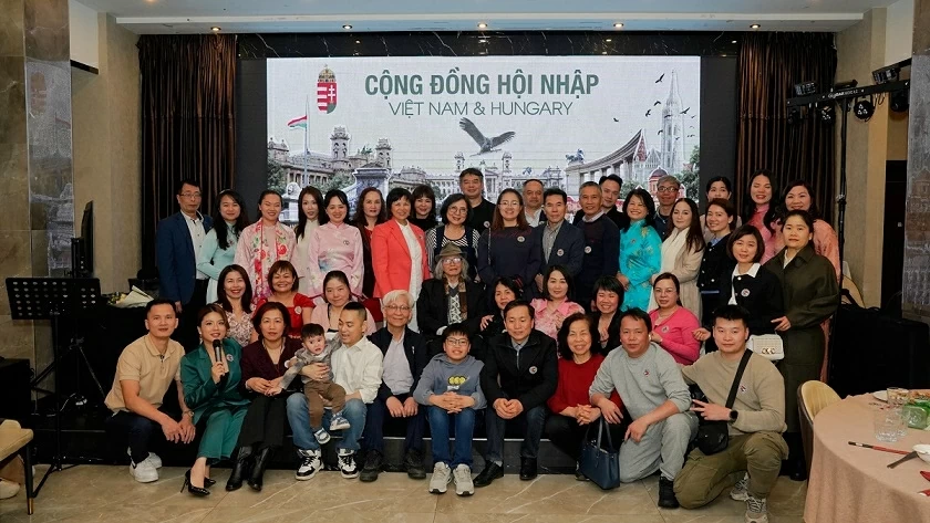 Cộng đồng hội nhập của người Việt tại Hungary
