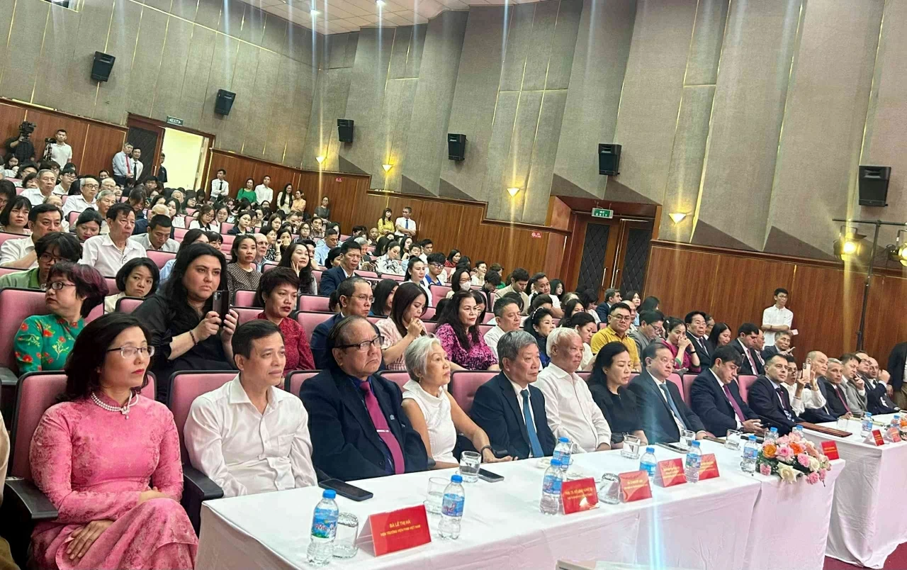 Toàn cảnh buổi giới thiệu sách. (Ảnh: Yến Vi)