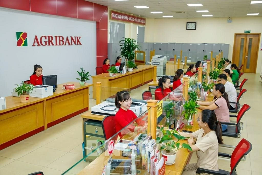 Agribank được Moody’s Ratings điều chỉnh triển vọng xếp hạng từ Ổn định lên Tích cực Agribank được Moody’s Ratings điều chỉnh triển vọng xếp hạng từ Ổn định lên Tích cực