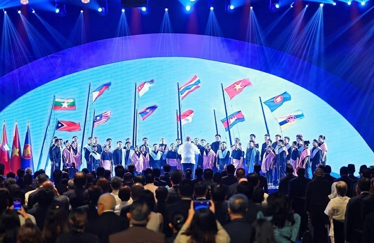 Thủ tướng Lê Minh Hưng dự phiên khai mạc Hội nghị cấp cao ASEAN lần thứ 48 Thủ tướng Lê Minh Hưng dự phiên khai mạc Hội nghị cấp cao ASEAN lần thứ 48