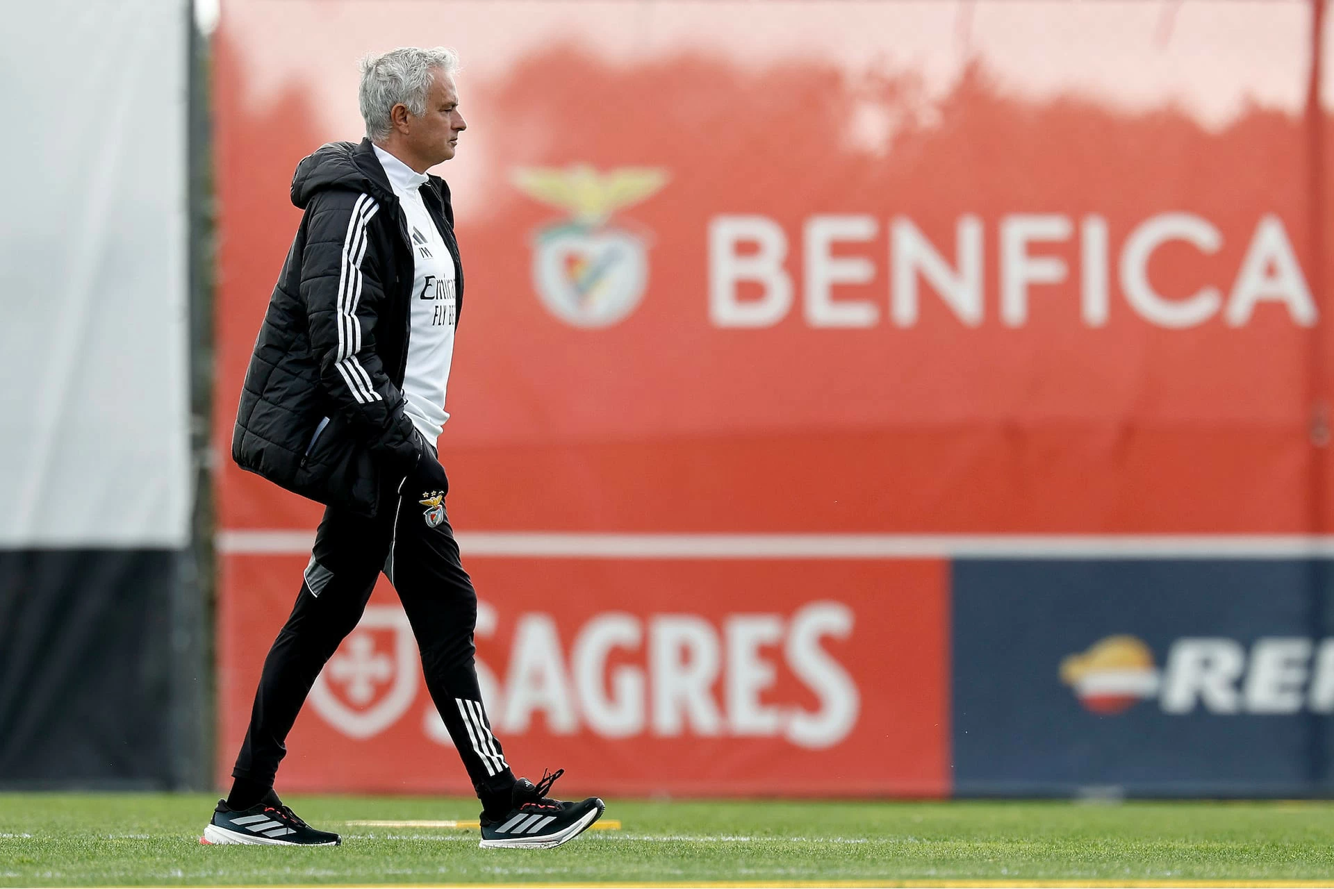 Real Madrid xử vụ Tchouameni và Valverde: Gọi tên Mourinho Real Madrid xử vụ Tchouameni và Valverde: Gọi tên Mourinho