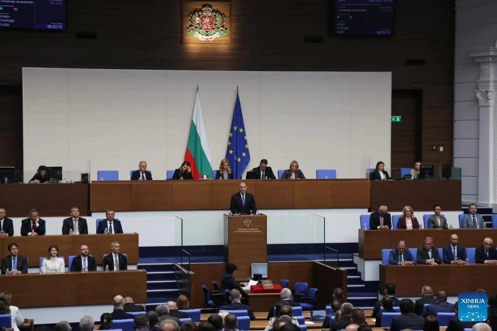 Điện mừng Thủ tướng Bulgaria Rumen Radev Điện mừng Thủ tướng Bulgaria Rumen Radev