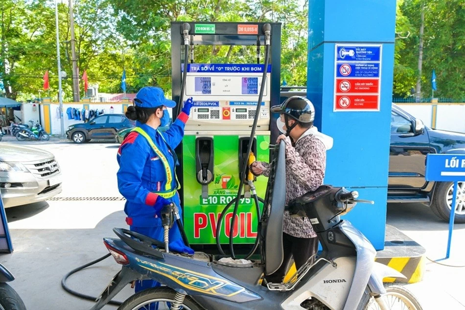 Triển khai xăng sinh học tại Triển khai xăng sinh học tại