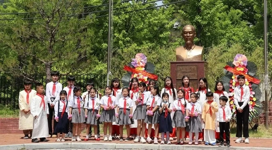 Tôn vinh và lan tỏa giá trị nhân văn của tư tưởng Hồ Chí Minh tại Hàn Quốc Tôn vinh và lan tỏa giá trị nhân văn của tư tưởng Hồ Chí Minh tại Hàn Quốc