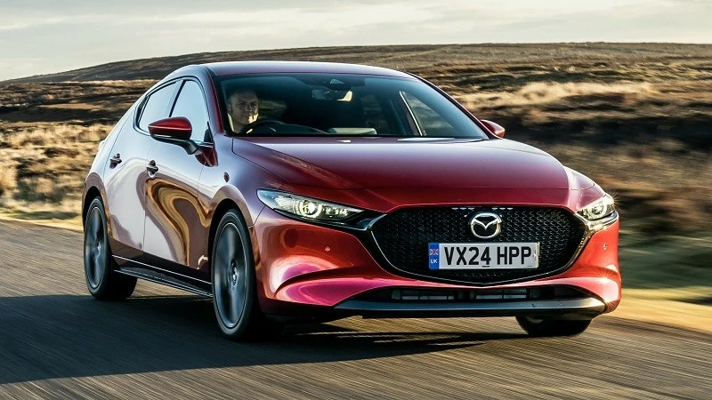 Top 4 xe sedan cỡ C bán chạy nhất tháng 4/2026: Mazda3 tiếp tục dẫn đầu.