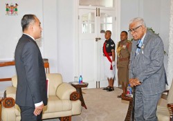 Đại sứ Phan Minh Giang trình Thư ủy nhiệm lên Tổng thống Cộng hòa Fiji