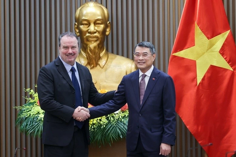 Thủ tướng Chính phủ Lê Minh Hưng tiếp Đại sứ, Phó Đại diện Thương mại Hoa Kỳ Rick Switzer Thủ tướng Chính phủ Lê Minh Hưng tiếp Đại sứ, Phó Đại diện Thương mại Hoa Kỳ Rick Switzer