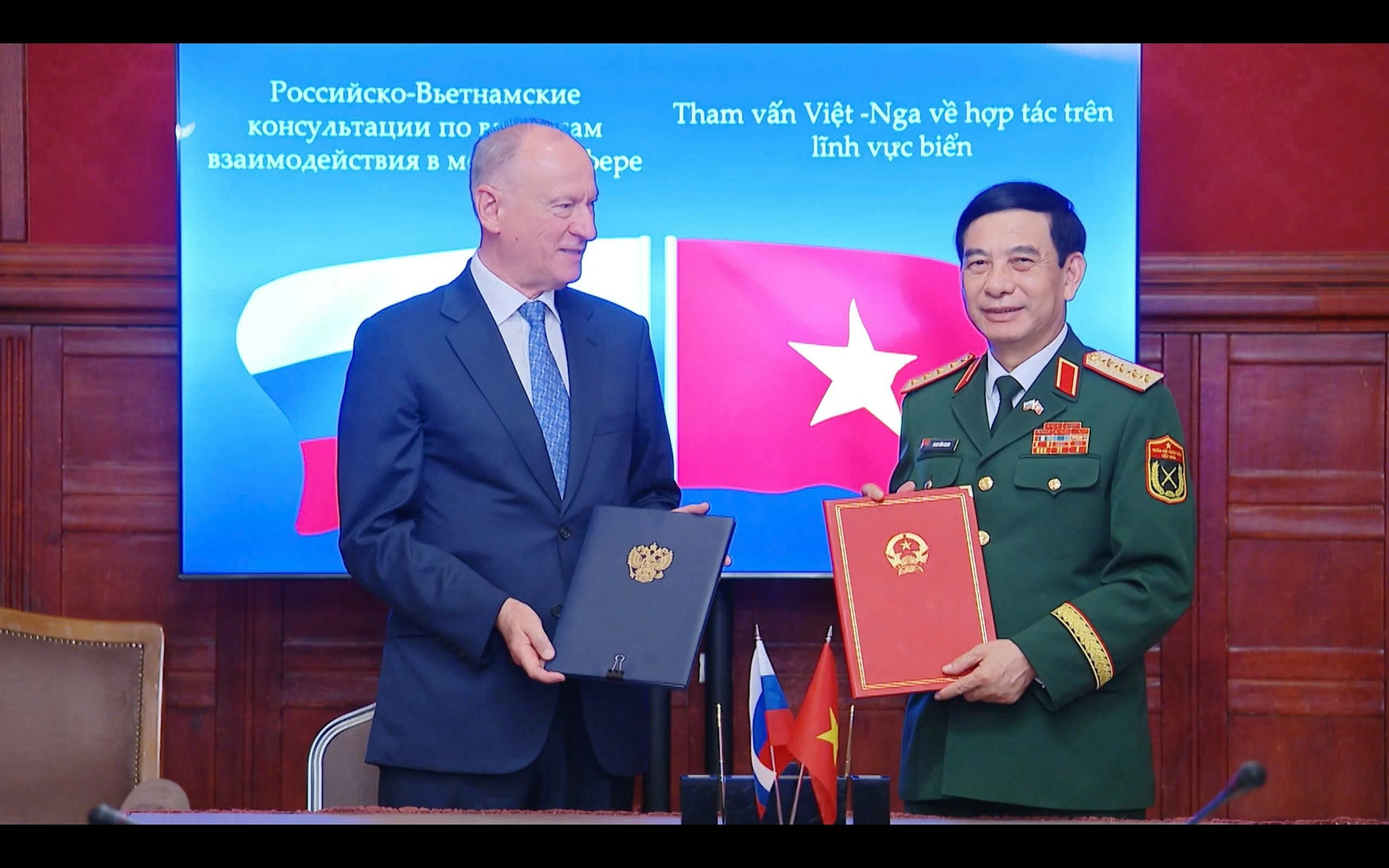 Thúc đẩy hợp tác sâu sắc, hiệu quả với Nga trong lĩnh vực biển Thúc đẩy hợp tác sâu sắc, hiệu quả với Nga trong lĩnh vực biển
