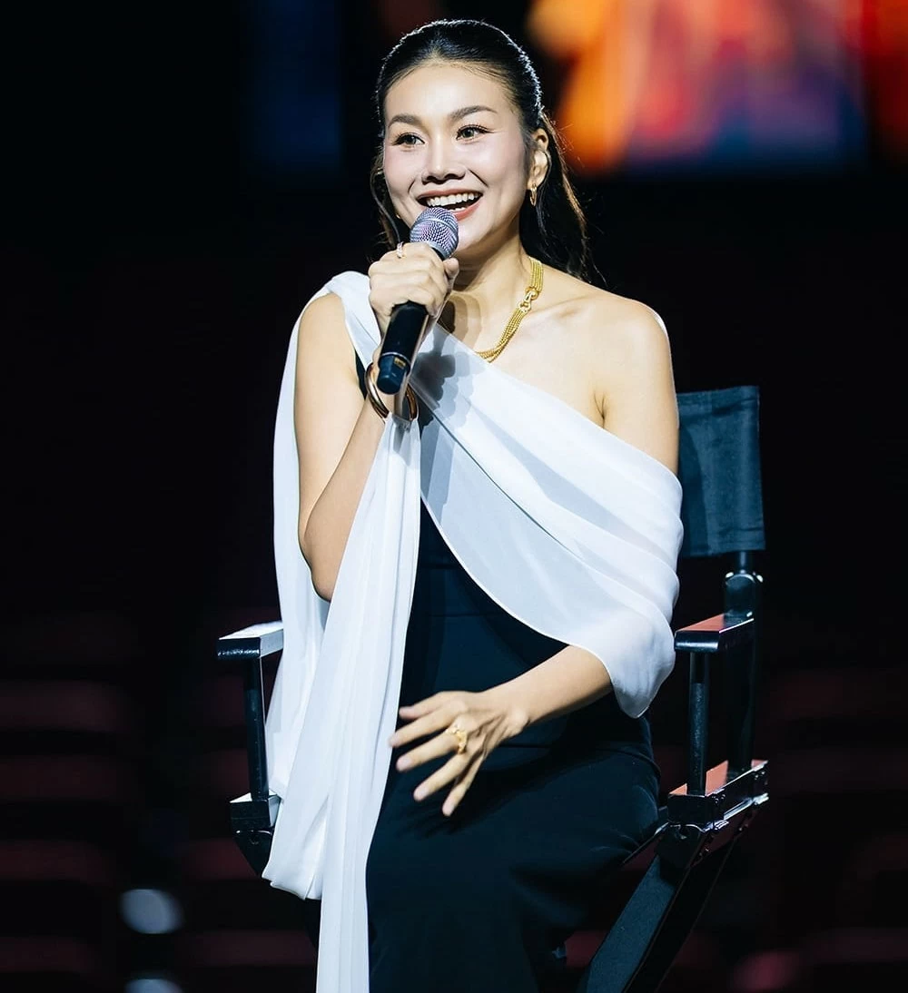 Siêu mẫu Thanh Hằng