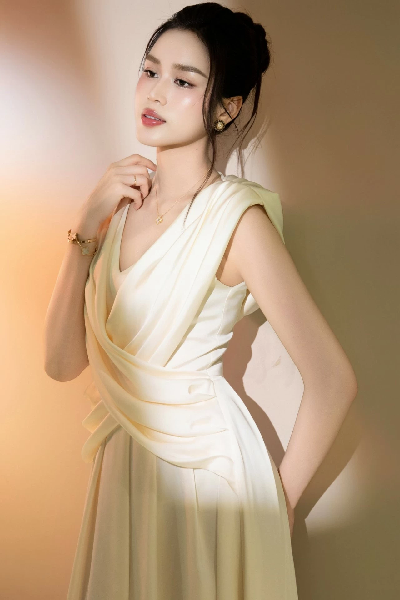 Hoa hậu Đỗ Thị Hà
