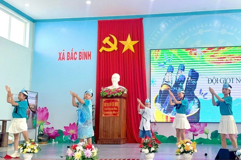 Lan tỏa ý thức bảo vệ sức khỏe từ nguồn nước sạch Lan tỏa ý thức bảo vệ sức khỏe từ nguồn nước sạch