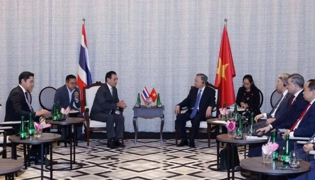 Hoan nghênh các tập đoàn công nghiệp lớn của Thái Lan tiếp tục mở rộng đầu tư, sản xuất, kinh doanh tại Việt Nam