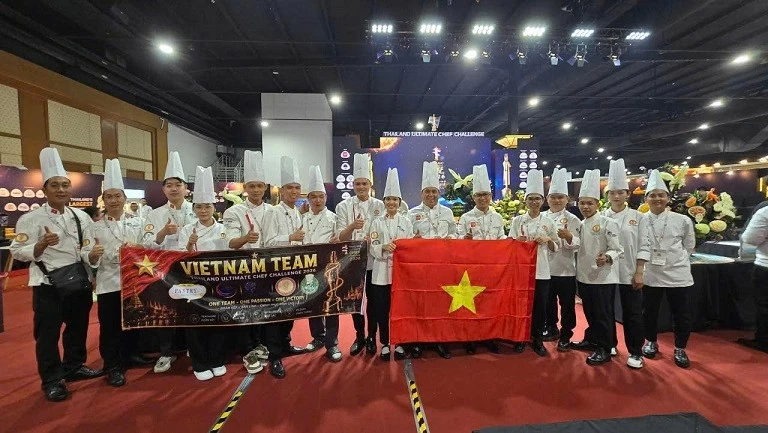 Đầu bếp Hà Nội giành 2 Huy chương Đồng tại đấu trường ẩm thực quốc tế