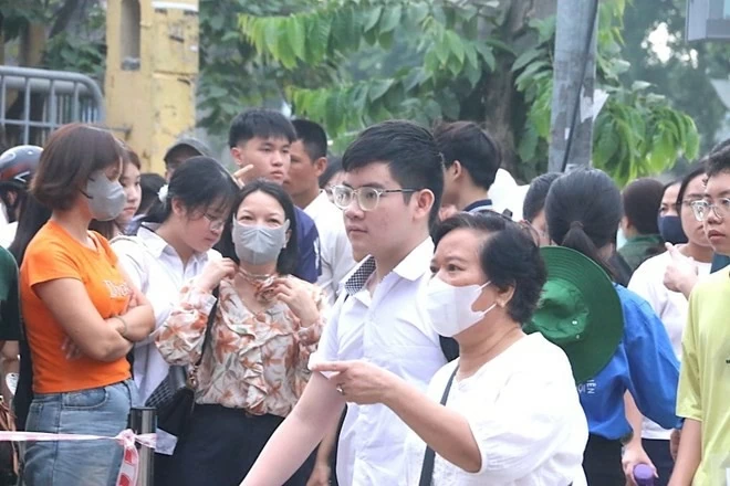 Điểm chuẩn vào lớp 10 Trường Chuyên Khoa học Tự nhiên Hà Nội năm 2026