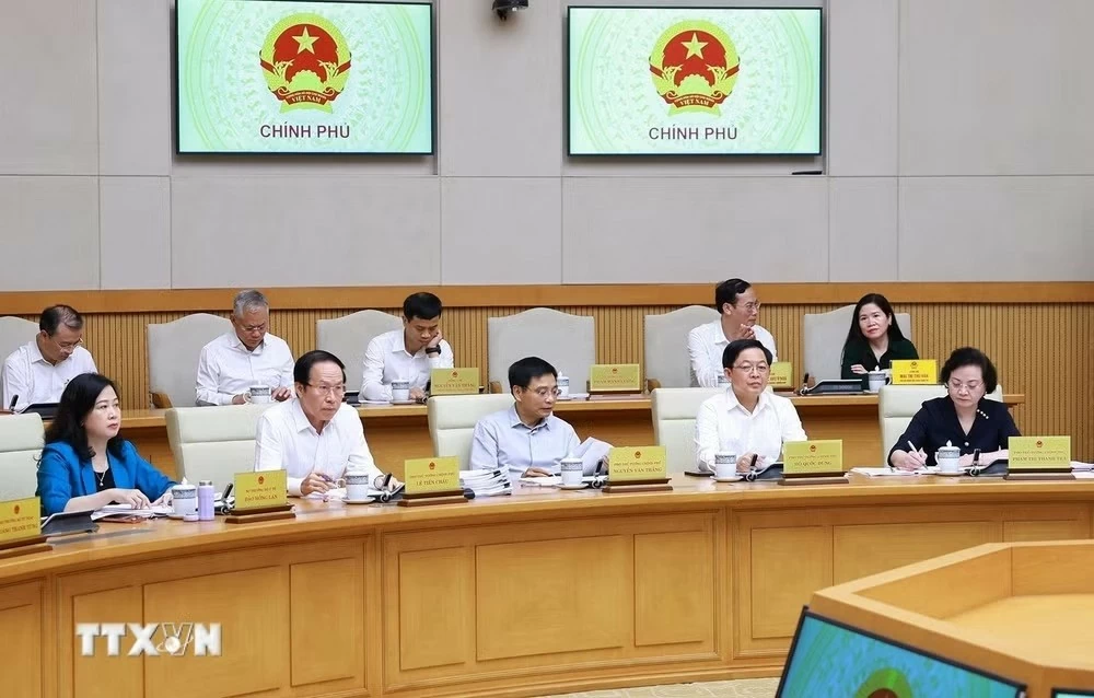 Thủ tướng Chính phủ Lê Minh Hưng: Tập trung thực hiện đồng bộ các giải pháp thúc đẩy tăng trưởng Thủ tướng Chính phủ Lê Minh Hưng: Tập trung thực hiện đồng bộ các giải pháp thúc đẩy tăng trưởng