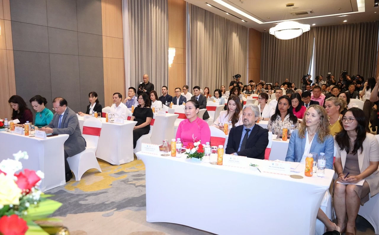 buổi họp báo công bố Liên hoan phim Châu Á Đà Nẵng lần thứ IV (DANAFF IV). (Ảnh: Thành Long) buổi họp báo công bố Liên hoan phim Châu Á Đà Nẵng lần thứ IV (DANAFF IV). (Ảnh: Thành Long)