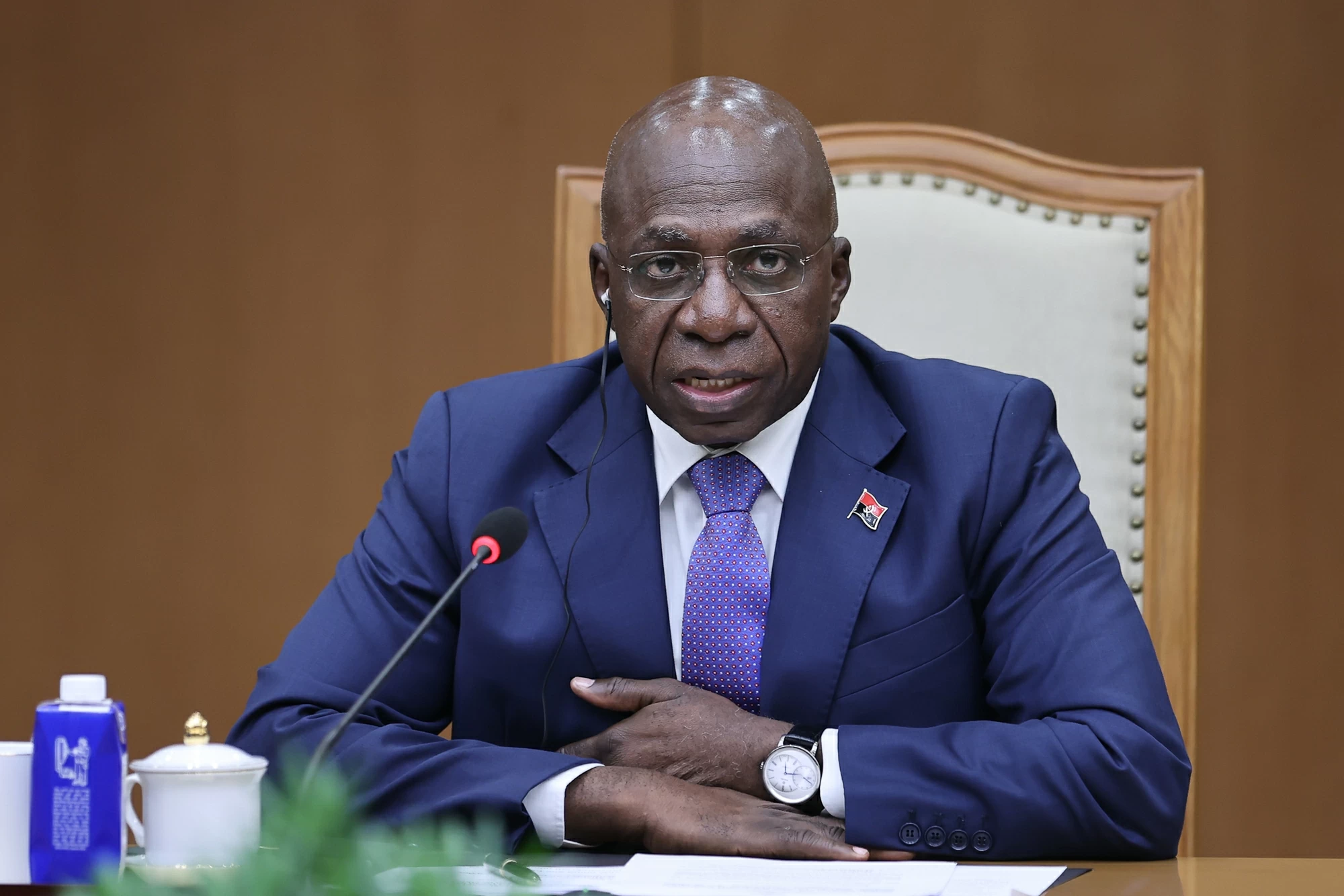 Thủ tướng Lê Minh Hưng: Đề nghị Angola tiếp tục hỗ trợ Tập đoàn Công nghiệp - Năng lượng Quốc gia và các doanh nghiệp Việt Nam