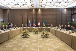 Xung đột Ukraine: Nga khẳng định sẵn sàng ký thỏa thuận hòa bình, nói đối thoại với Mỹ rơi vào 