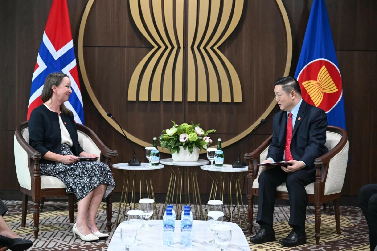Đại sứ Na Uy: ASEAN là điểm tựa ổn định trong một thế giới biến động Đại sứ Na Uy: ASEAN là điểm tựa trong một thế giới biến động
