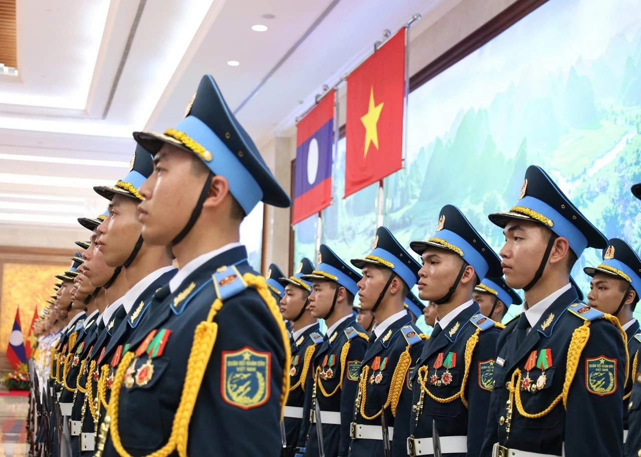 Nhận lời mời của Thủ tướng Chính phủ Lê Minh Hưng, Thủ tướng Lào Sonexay Siphandone thăm chính thức Việt Nam và tham dự Diễn đàn Tương lai ASEAN lần thứ ba từ ngày 7-9/6. (Ảnh: Thành Long) Nhận lời mời của Thủ tướng Chính phủ Lê Minh Hưng, Thủ tướng Lào Sonexay Siphandone thăm chính thức Việt Nam và tham dự Diễn đàn Tương lai ASEAN lần thứ ba từ ngày 7-9/6. (Ảnh: Thành Long)