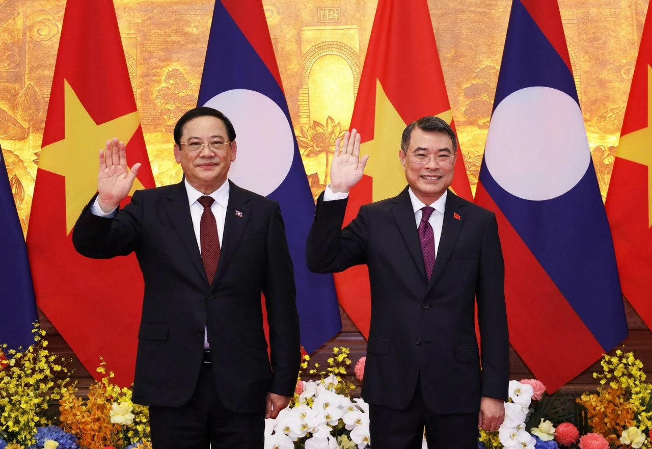 Thủ tướng Chính phủ Lê Minh Hưng và Thủ tướng Lào Sonexay chụp ảnh chung trước khi tiến hành Hội đàm. (Ảnh: Thành Long) Thủ tướng Chính phủ Lê Minh Hưng và Thủ tướng Lào Sonexay chụp ảnh chung trước khi tiến hành Hội đàm. (Ảnh: Thành Long)