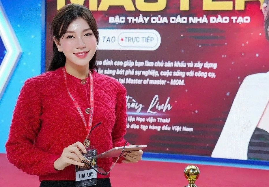 Á hoàng Golf Queen 2017 chia sẻ hành trình gieo giá trị phát triển bản thân Á hoàng Golf Queen 2017 chia sẻ hành trình gieo giá trị phát triển bản thân