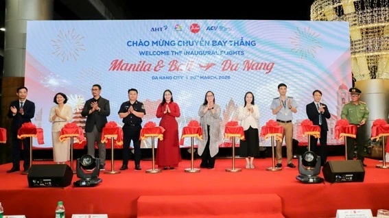 Chương trình chào đón các đường bay mới từ Manila (Philippines) và Bali (Indonesia) ngày 20/3/2026, góp phần mở rộng mạng lưới kết nối hàng không giữa Đà Nẵng và các trung tâm du lịch, kinh tế của Đông Nam Á (Nguồn: Cổng thông tin điện tử Đà Nẵng)