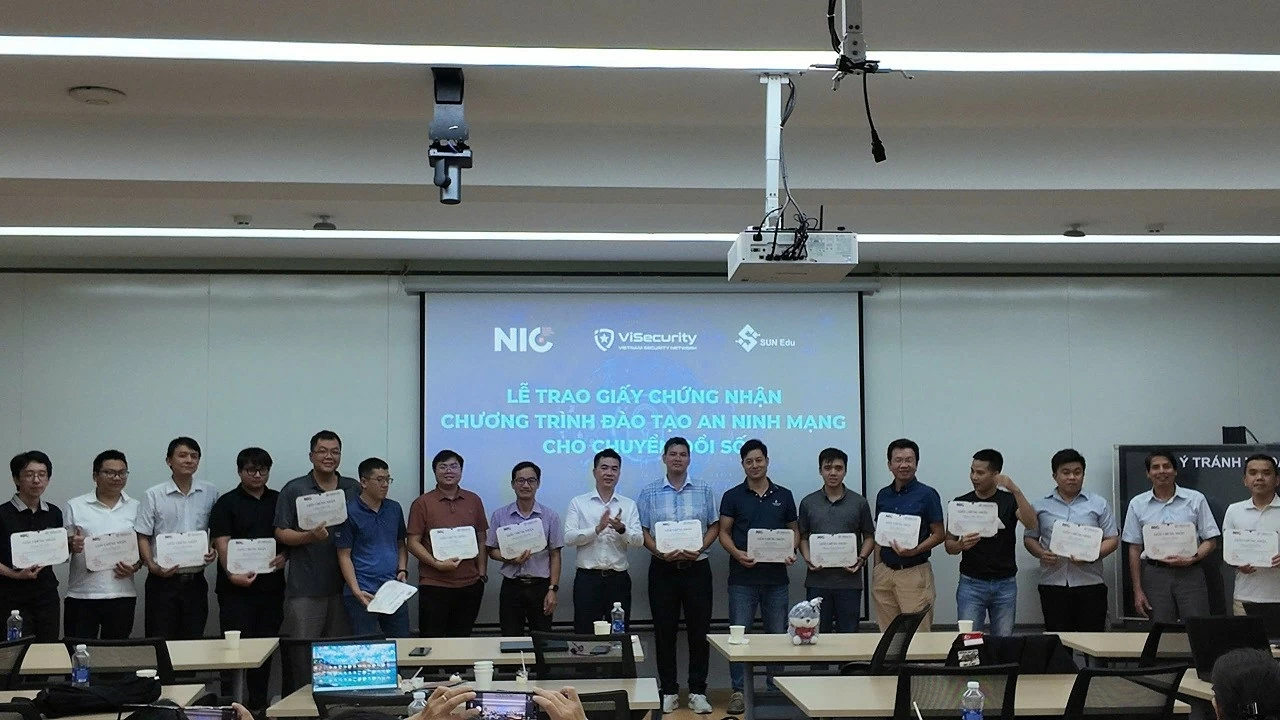 Đào tạo an ninh mạng cho cán bộ chuyên trách tại các cơ quan, tổ chức, địa phương và doanh nghiệp