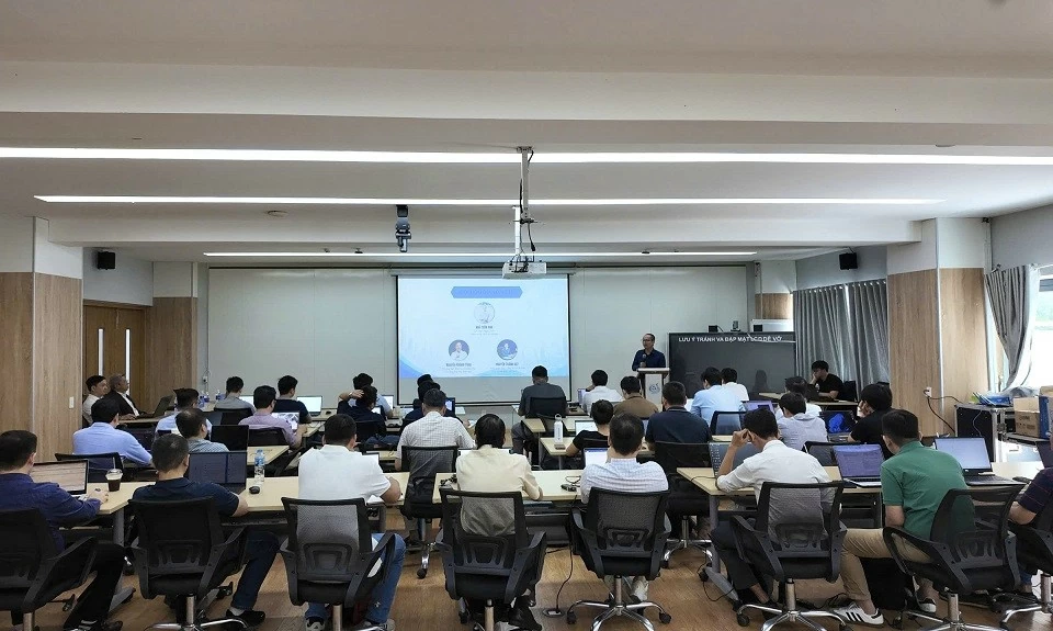 Đào tạo an ninh mạng cho cán bộ chuyên trách tại các cơ quan, tổ chức, địa phương và doanh nghiệp