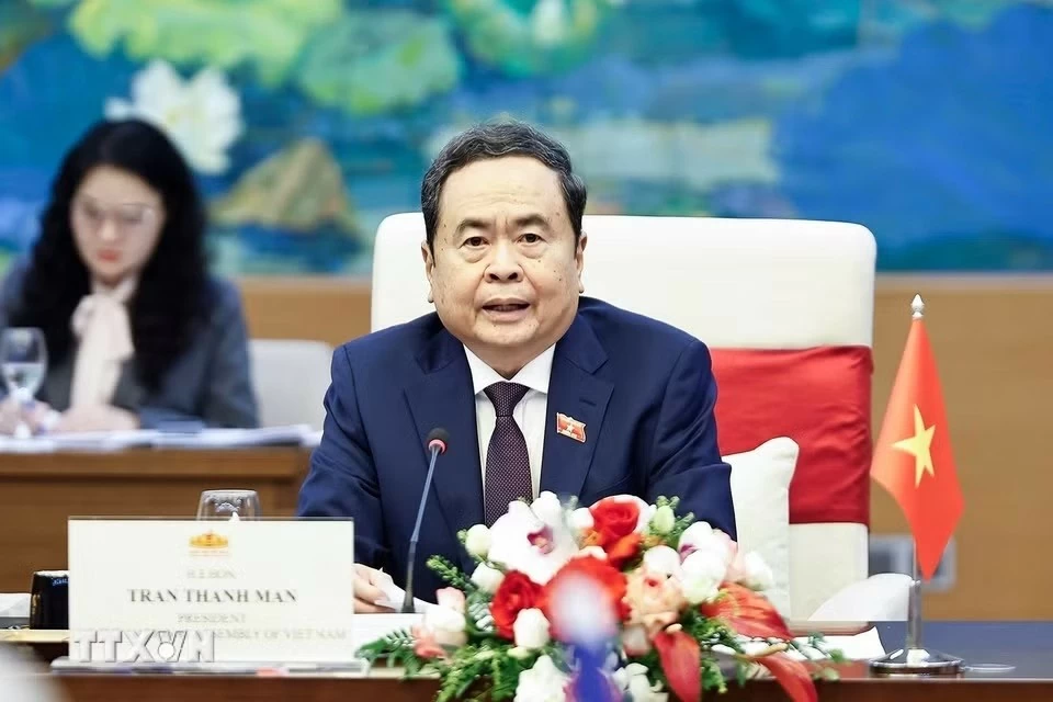 Chủ tịch Quốc hội Trần Thanh Mẫn phát biểu tại cuộc hội kiến Thủ tướng Thái Lan. (Nguồn: TTXVN) Chủ tịch Quốc hội Trần Thanh Mẫn phát biểu tại cuộc hội kiến Thủ tướng Thái Lan. (Nguồn: TTXVN)