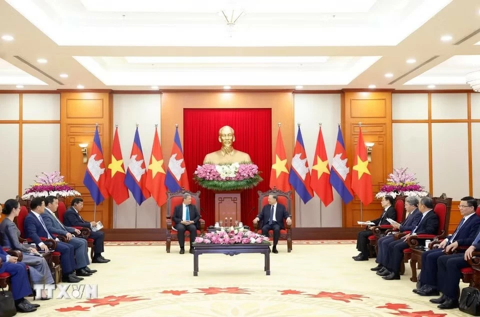 Tổng Bí thư, Chủ tịch nước Tô Lâm tiếp Thủ tướng Campuchia Hun Manet. (Nguồn: TTXVN) Tổng Bí thư, Chủ tịch nước Tô Lâm tiếp Thủ tướng Campuchia Hun Manet. (Nguồn: TTXVN)