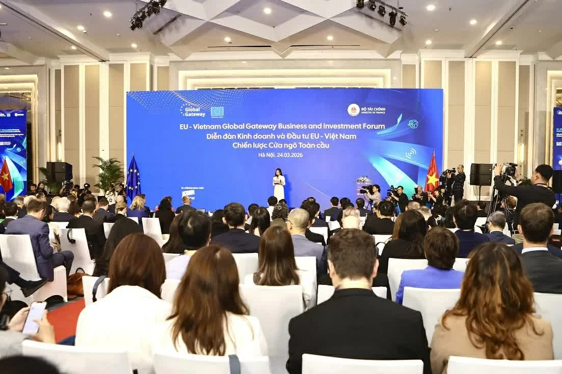 Báo chí luôn đồng hành cùng tiến trình phát triển quan hệ Việt Nam-EU, phản ánh sinh động những dấu mốc hợp tác trên nhiều lĩnh vực. (Ảnh: Bạch Dương)
