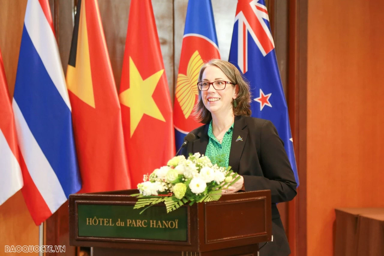 Bộ Ngoại giao tổ chức Diễn đàn ASEAN-New Zealand về Hợp tác tiểu vùng, và Hội thảo ASEAN- Anh
