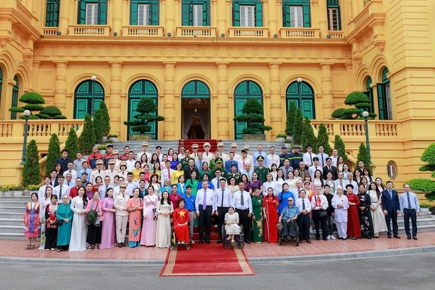 Việc tử tế