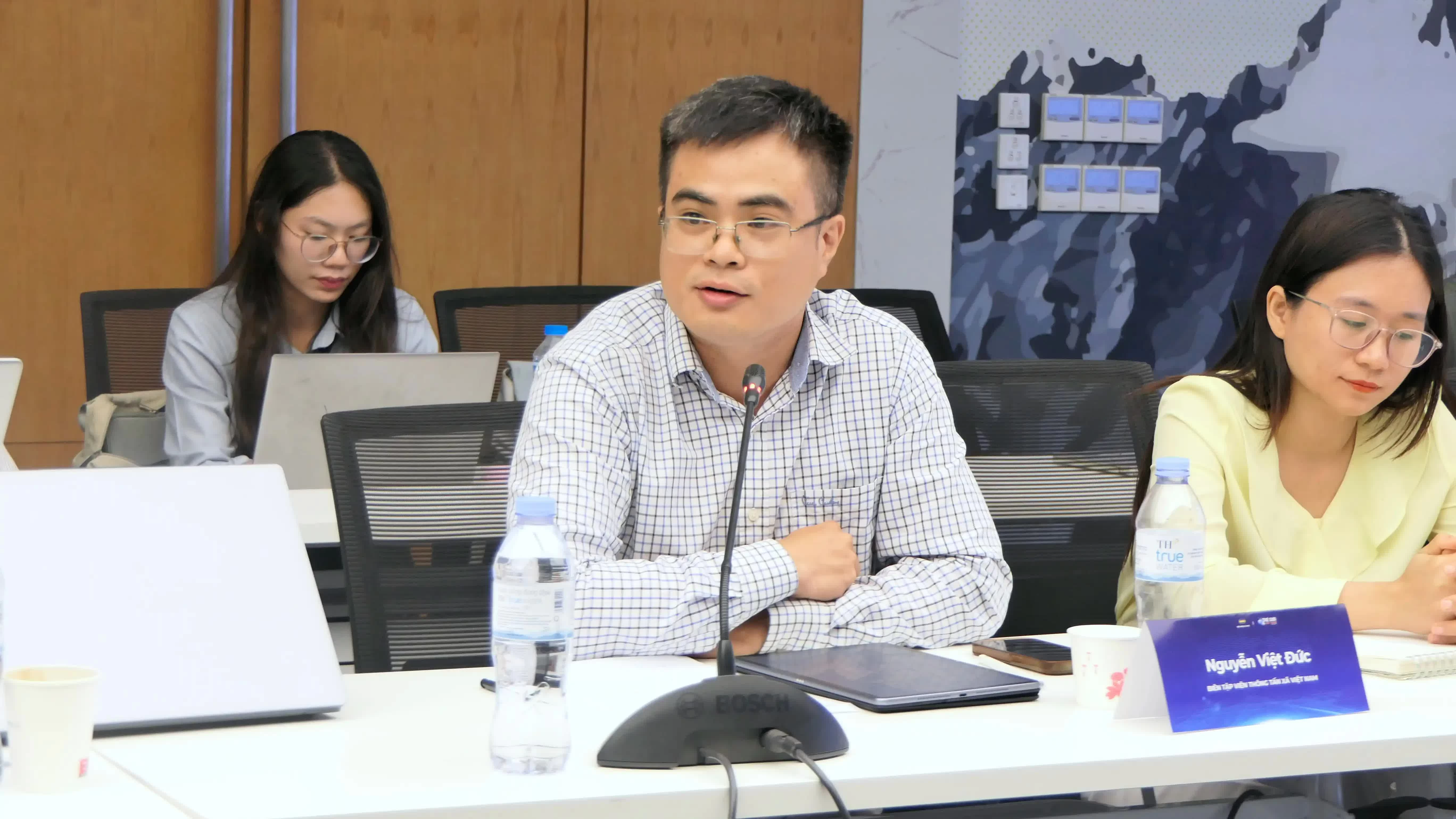 Thông tin đối ngoại trong kỷ nguyên mới: Xây dựng các ‘điểm chạm’ chiến lược của Việt Nam trên không gian truyền thông quốc tế Thông tin đối ngoại trong kỷ nguyên mới: Xây dựng các ‘điểm chạm’ chiến lược của Việt Nam trên không gian truyền thông quốc tế