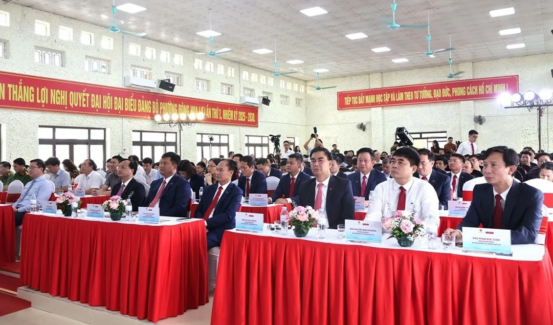 Agribank đồng hành cùng tỉnh Ninh Bình triển khai mô hình Kiosk thông minh: Cú hích chuyển đổi số hành chính công Agribank đồng hành cùng tỉnh Ninh Bình triển khai mô hình Kiosk thông minh: Cú hích chuyển đổi số hành chính công