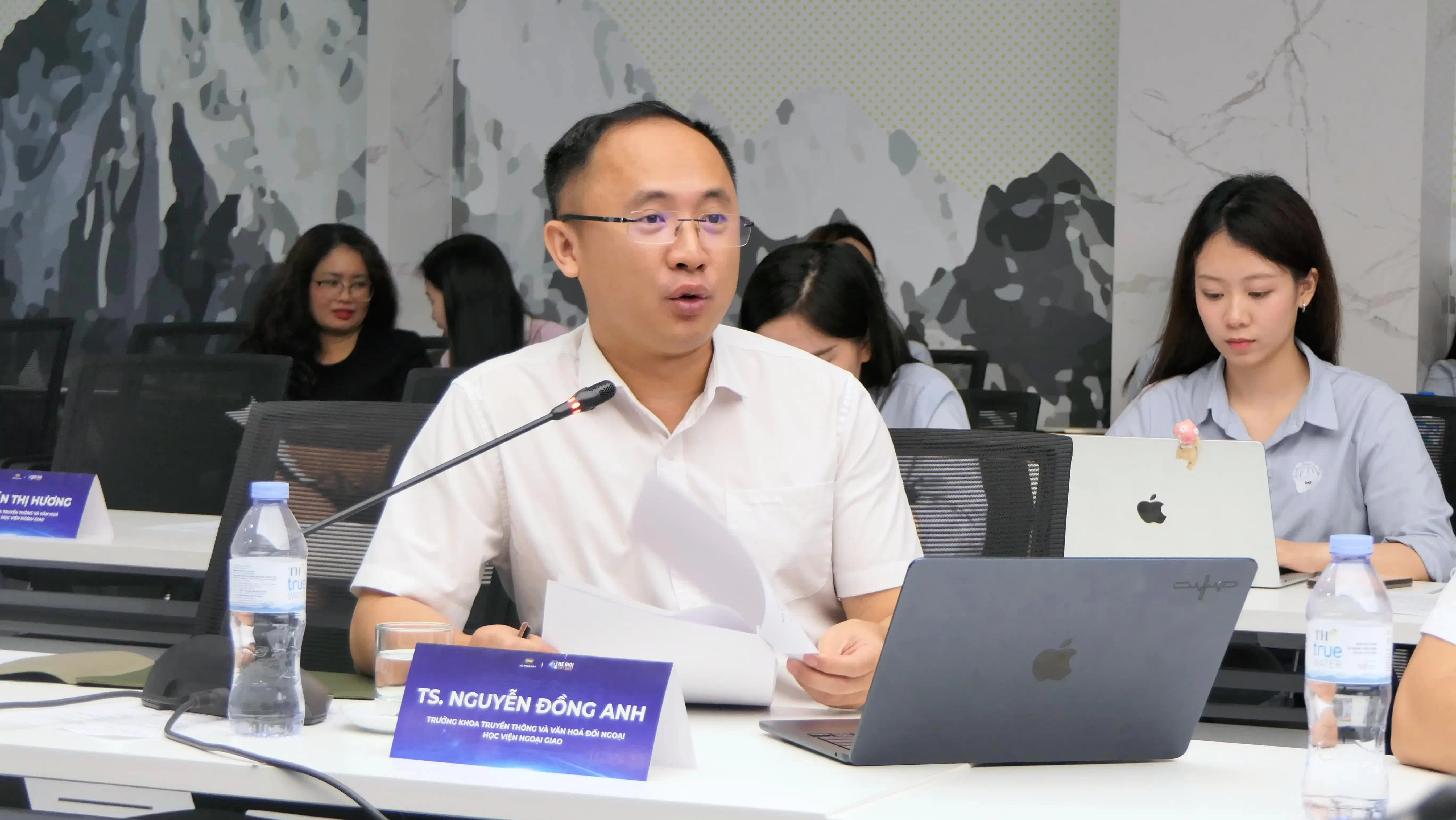 Thông tin đối ngoại trong kỷ nguyên mới: Xây dựng các ‘điểm chạm’ chiến lược của Việt Nam trên không gian truyền thông quốc tế Thông tin đối ngoại trong kỷ nguyên mới: Xây dựng các ‘điểm chạm’ chiến lược của Việt Nam trên không gian truyền thông quốc tế